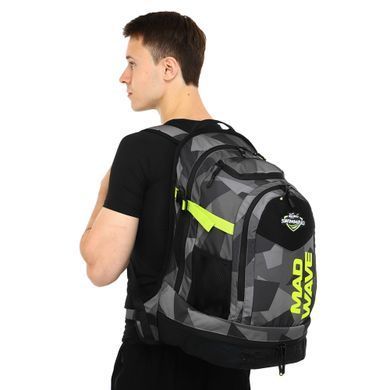 Рюкзак спортивный MadWave M112902 цвет красный