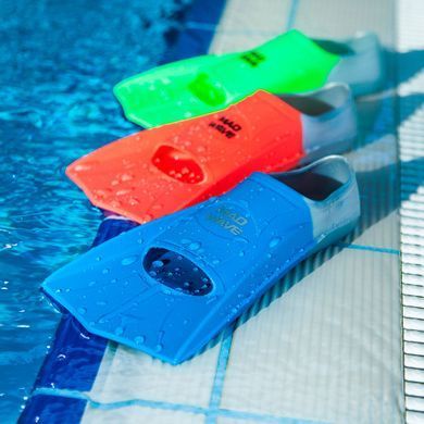 Ласти тренувальні із закритою п'ятою Fins Training MadWave M074710 розмір 41-42 колір синій