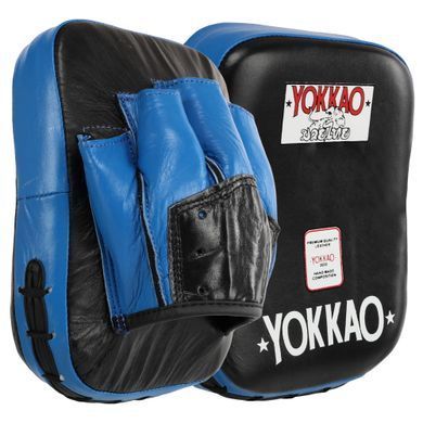 Лапа боксерська вигнута тренувальна шкіра YOKKAO YKO-217 колір чорний-синій